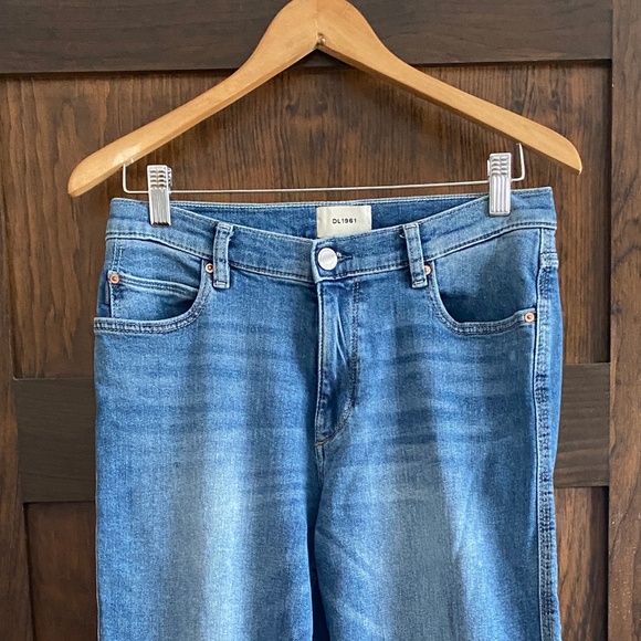 DL1961 Thea Relaxed Boyfriend Jeans - Picture 5 of 8